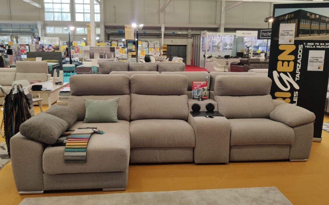 Descubre la Feria del Toyo: Una experiencia única en sofás de diseño
