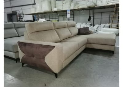 8dde2700 27f8 43ec a6ac 21ceff2c6d72