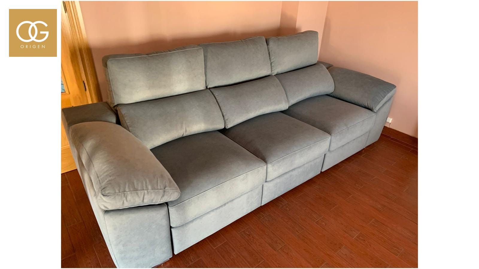 d9c8eba3 7c43 4fcf a436 c5c53430b7d8