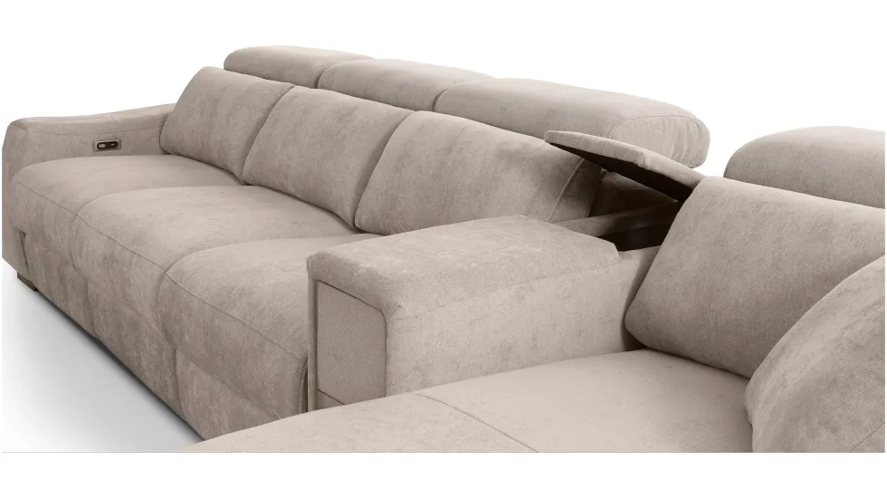 Sofá chaislongue Kenya motorizado con diseño moderno, personalizable y confortable para el salón.